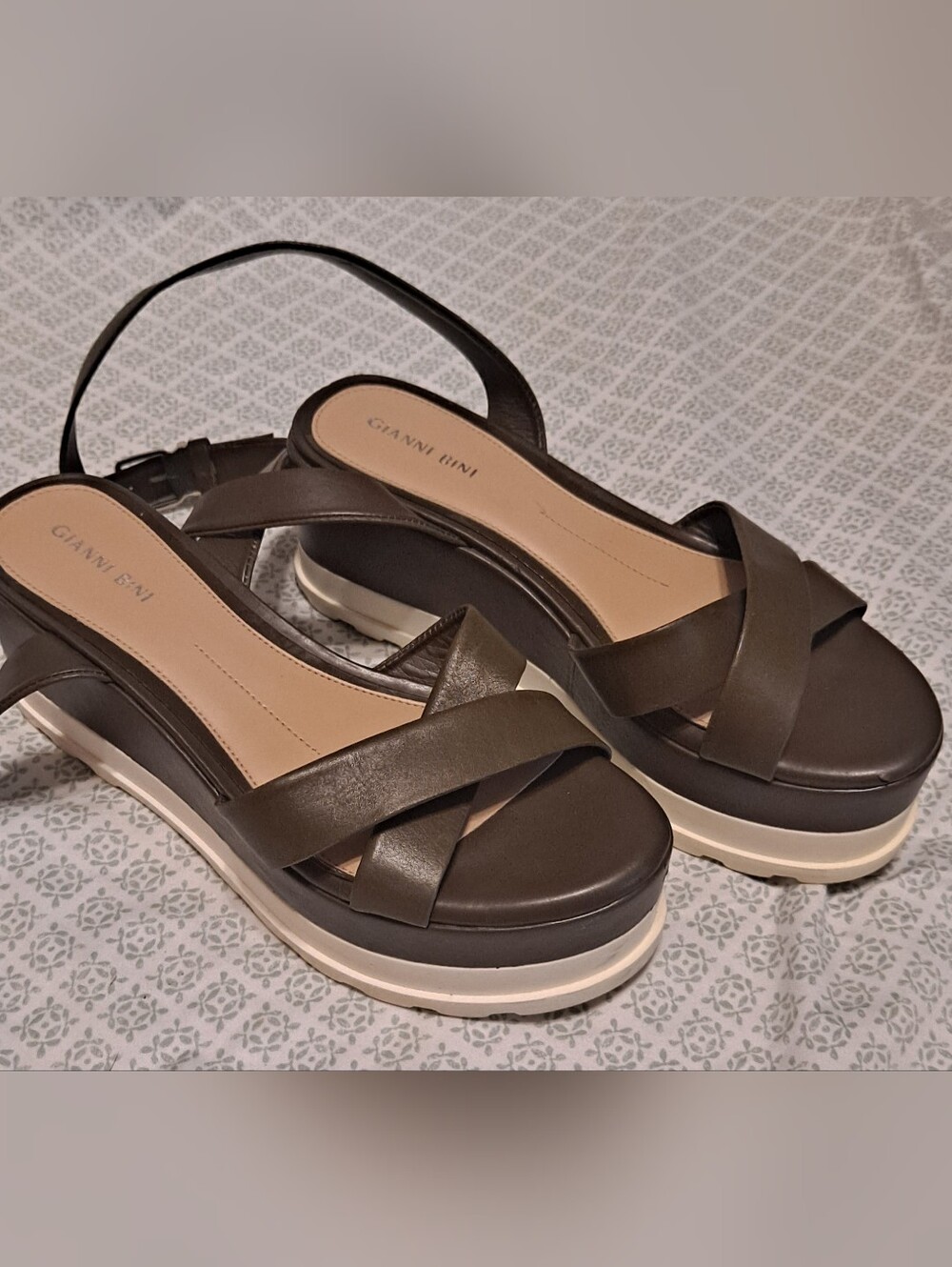 Gianni Bini Olive Platform Slingback Sandals Sz 7.5